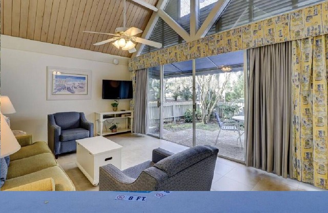 Beach Cottage: Village at Palmetto Dunes- WALK to Beach!