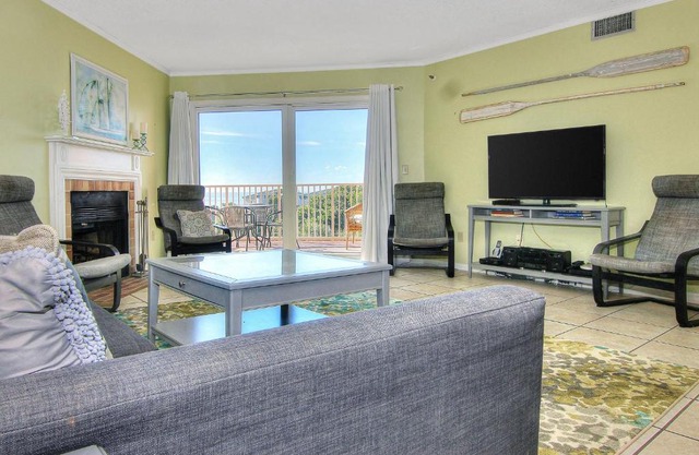 Beach Cottage 1403