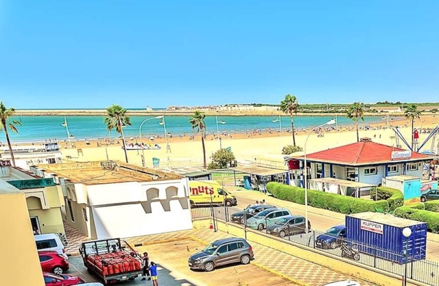 Beachfront 3-BR apartment with sea view and pool view balconies, swimming pools