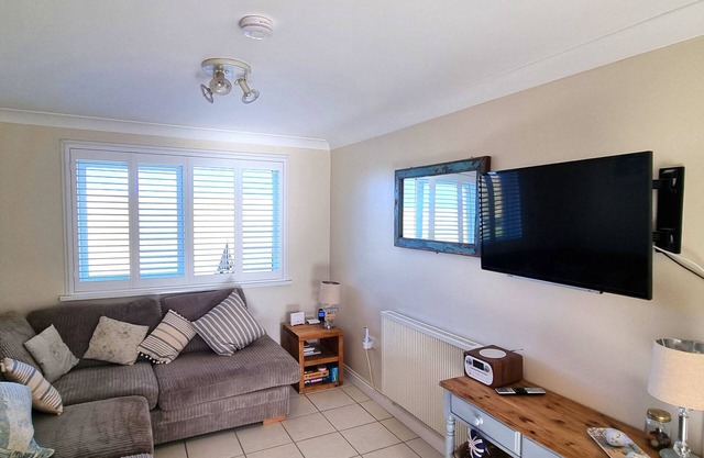 Beach front apartment with direct beach access!