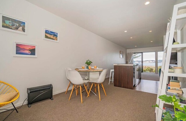 Appartement 2 chambres sur 2 niveaux avec vue sur la mer