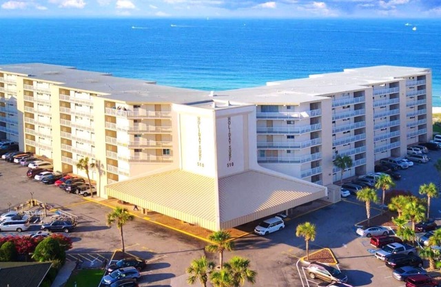 Condo en bord de mer avec une vue magnifique sur le golfe et 300 pieds de plage privée