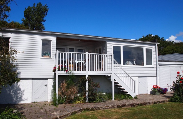Plage emplacement avant, Animaux acceptés, plein de charachter, jardin privé, vue sur la mer