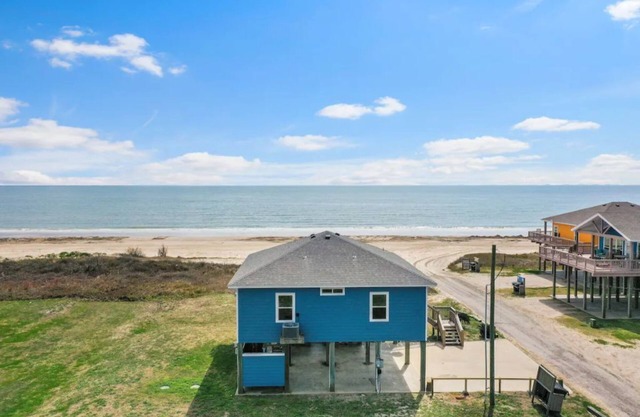 BEACH FRONT PARADISE