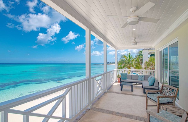 Beach Front Villa LAS with direct Beach access