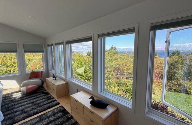 BEACH HEAVEN modern Holiday Home - white sandy beach; 2 saunas; pet-friendly;