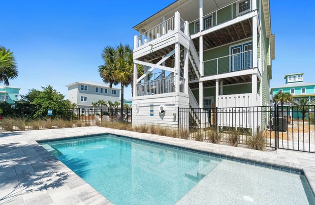 Spacious Beach Home|Sleeps 20 | Private Pool | Game Room | 700 Steps to Beach
