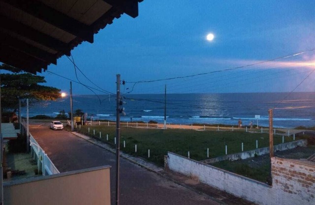MAISON DE PLAGE À 40 MTS DE LA MER (VUE MER) - PENHA-SC