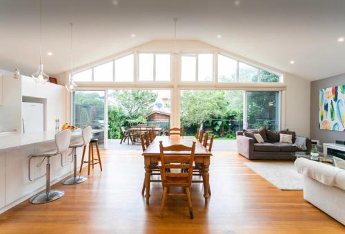 Beach House Close to Manly