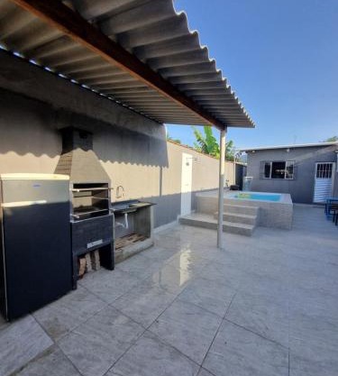 Beach house in Peruíbe