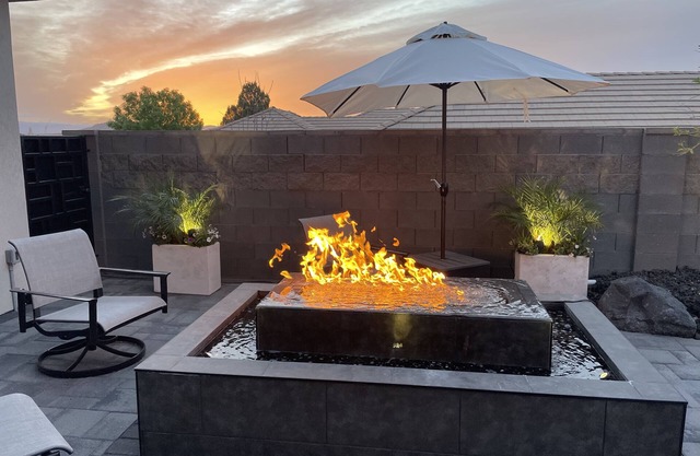 Beach House in the Desert! Luxury Resort Style Home for Multiple Families