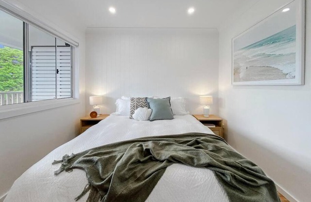 Beach House Shoal Bay Villa 3