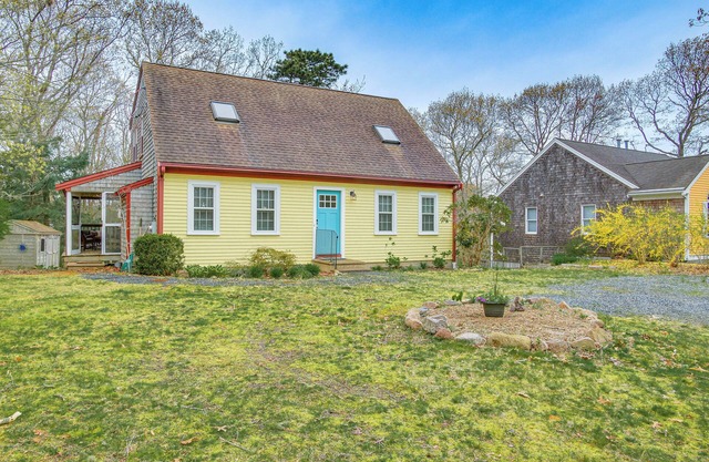 Modern Mashpee Home w/ Porch: Beach & Lake Access!