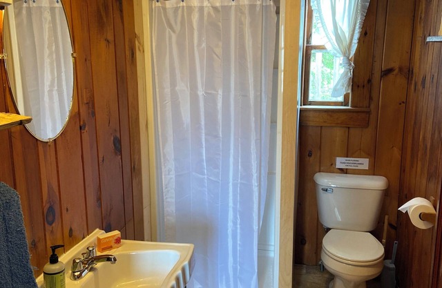 Beach Plum Cottage - on Popham Beach!