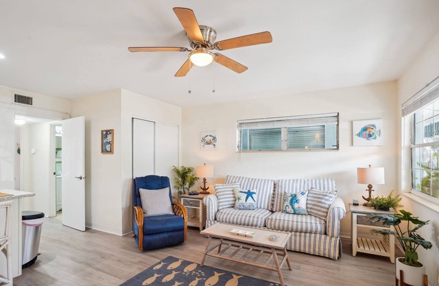 Beach Quarters 3BR ~Close to Beach