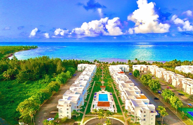 NOUVEAU! Perfect Beach & Pool Condo Près de Rainforest & Golf - 6 personnes