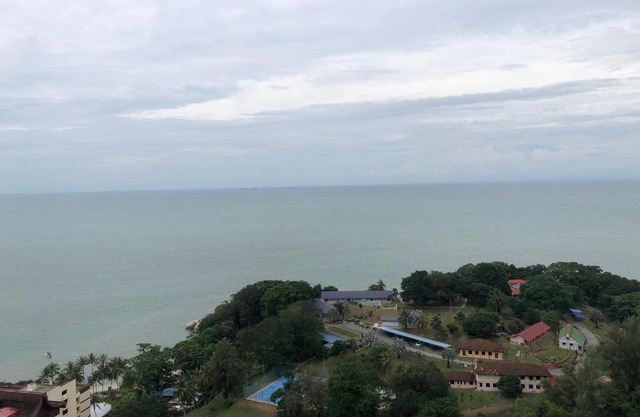 Beach Resort HOME STAY SRI SAYANG 05 APARTMENT BATU FERRINGHI 2BEDROOM