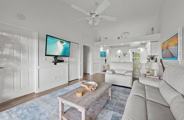 Beach Vibe Golf Condo with Resort Pool and Amenities!