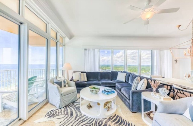 Beach w/Luxury! 4BR/3BA Condo in OBA w/ Lazy River & dining in walking distance