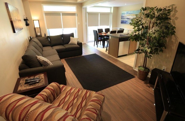 La plage Beach House # 4 - Wasaga Beach, Ontario
