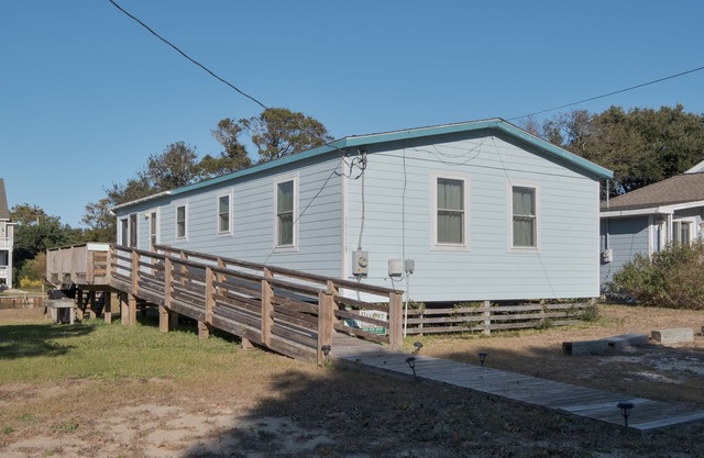 Beacham Cottage | Canalfront | Frisco | Sleeps 6