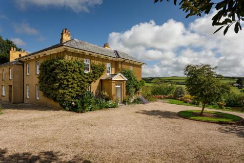 Beachborough Country House