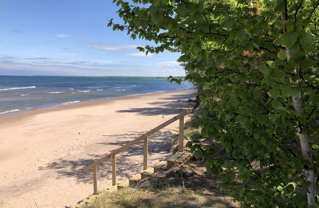 Beachcomber's Cottage: La retraite de vacances idéale en bord de mer sur le lac Supérieur
