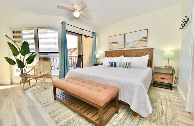 BEACHFRONT - Amazing Beach Views and Fun from Townhome #21