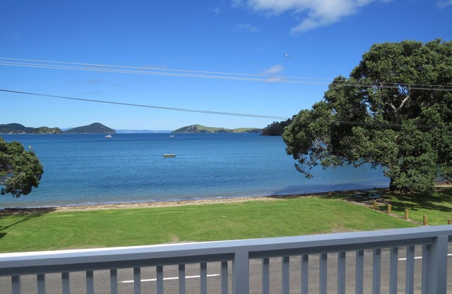 Beachfront Bliss - Great Swimming - Rampe de mise à l'eau - 6. 5 km du canton de Coromandel