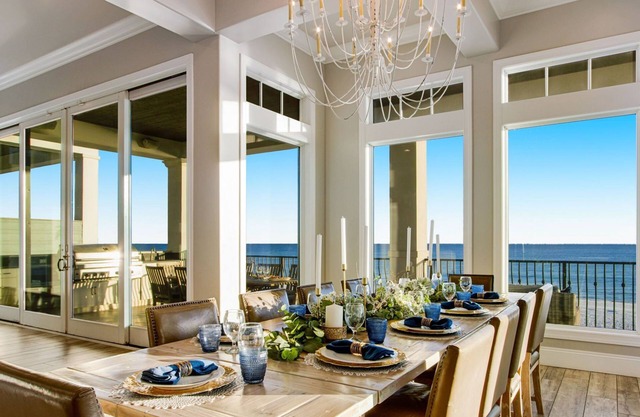 🏖️ Beachfront Bliss | Gulf Front | Dog Friendly* | Golf Cart | Pool | Beach Chair Service