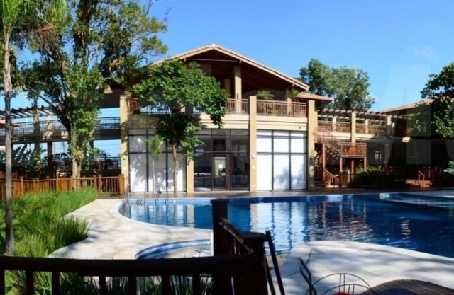 Beachfront Bungalow Condominium, à Canto da Enseada - Guarujá