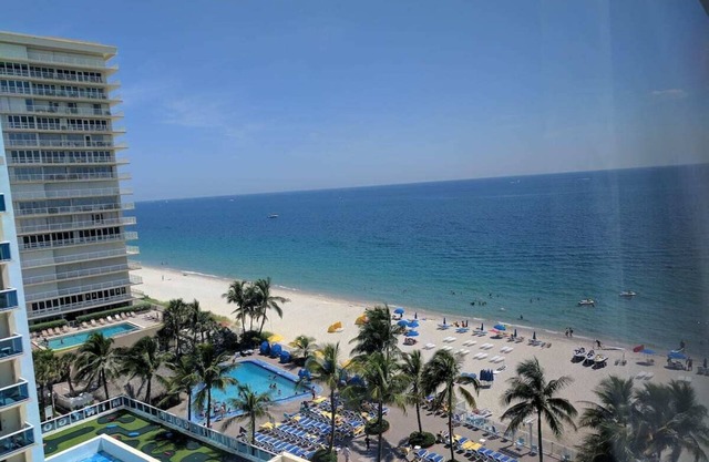 BEACHFRONT CONDO !! ...2BR/2 Baths....GREAT LOCATION !!