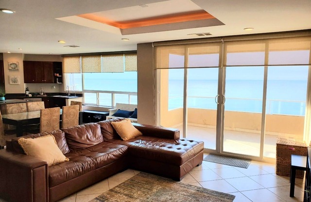 Beachfront Condo Calafia, minutes from Rosarito