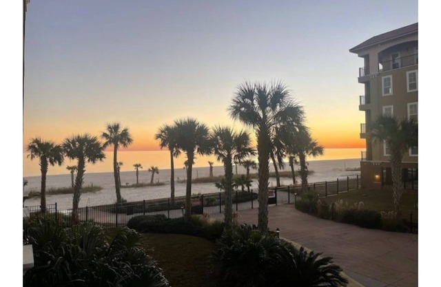 Beachside 1st Floor Condo