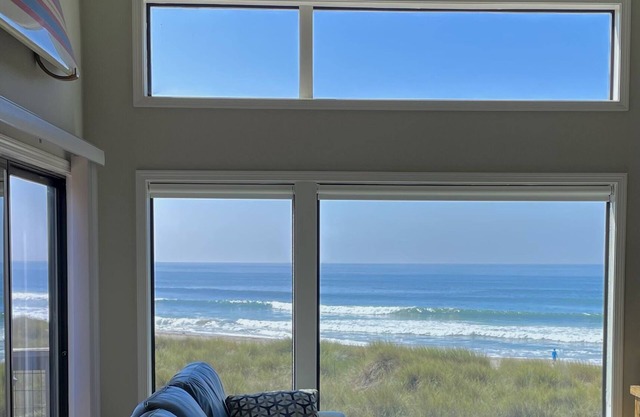 Condo sur la plage avec une vue imprenable, de confort et de plaisir pour tous