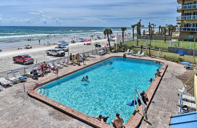 Beachfront Daytona Studio, Close to Parks!