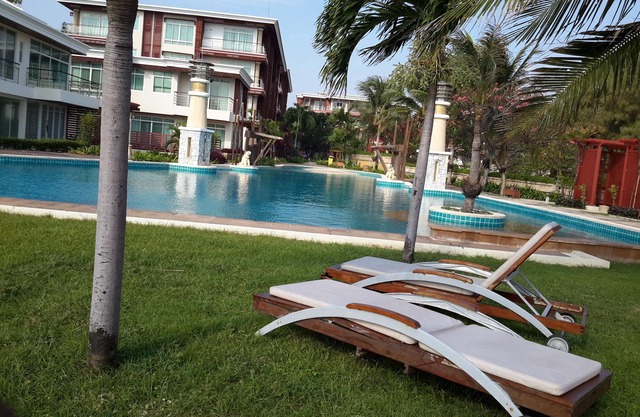 Beachfront Family Penthouse Seaside Hua Hin (41/144 C32, 136 m2)