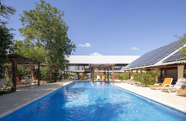 Maison en bord de mer, piscine, salon de yoga au milieu d'une forêt de 70 acres