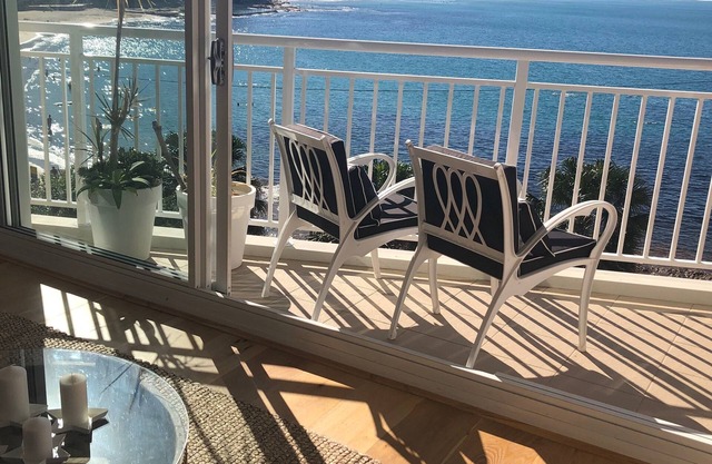Pad en bord de mer, avec vue panoramique, au centre de tout