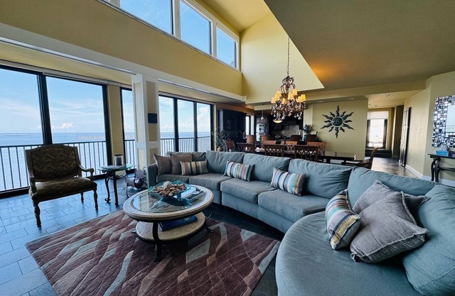 Penthouse en bord de mer à Sanibel Harbor Resort & Spa