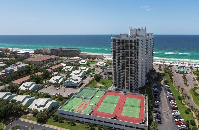 Beachfront Vacay 2 Bedroom 2 bath