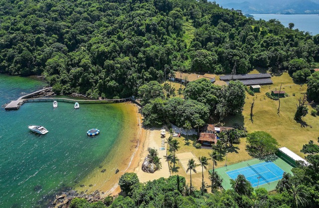Villa de 9 suites avec plage privée à Angra dos Reis - Ang009