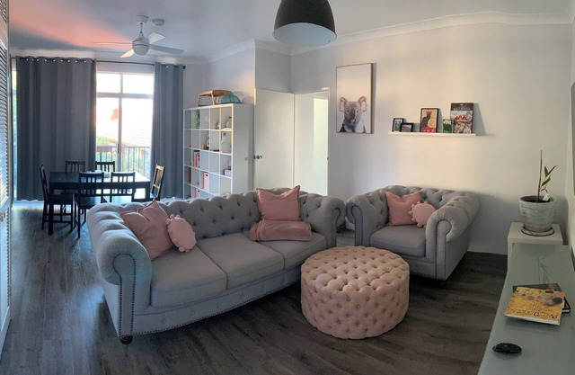 Beachside apartment 15 minutes from the airport