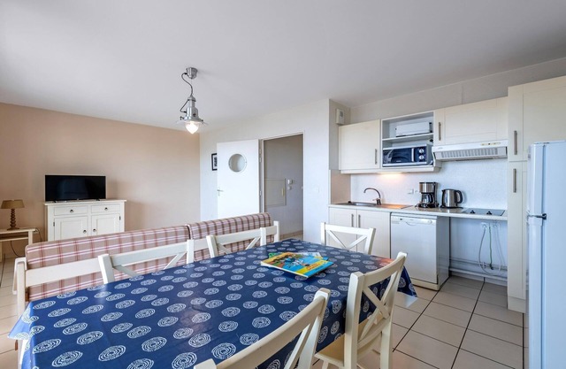 Appartement avec piscine intérieure