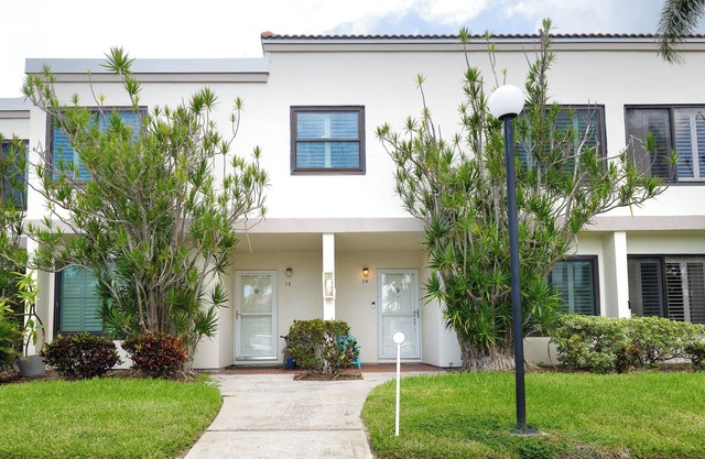 Tranquil Coastal Retreat: Updated, Poolside Comfort Just Steps from the Beach