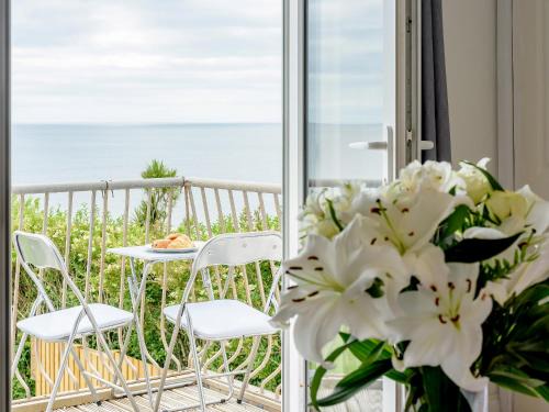 Beachside, West Yardley House - Uk31200