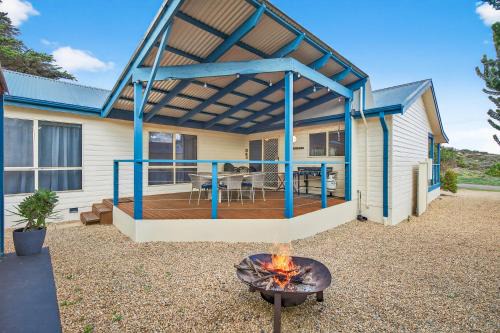 Beachwood - Fabulous Front-Row Goolwa Beach, Pet Friendly