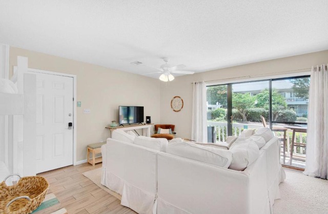 Beachwood Villas 1A- Beach Haven