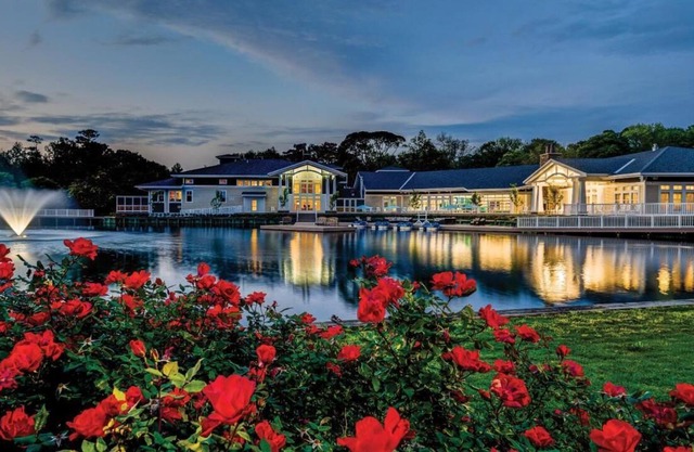 Beachwoods -- the premiere four-season OBX resort 3 minutes from the beach!