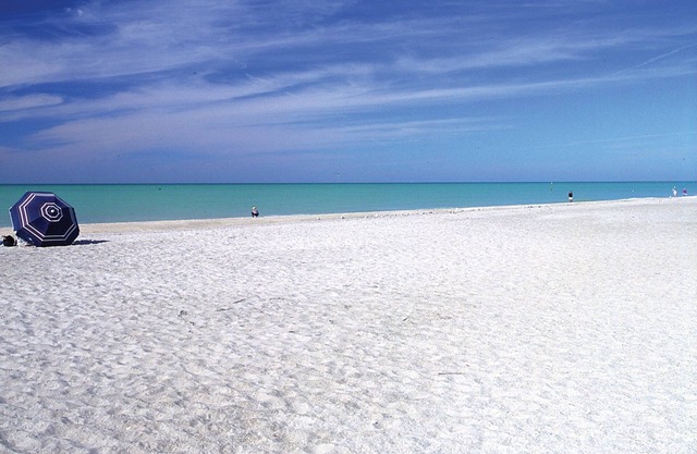 Beachy Cottage near Manasota Key